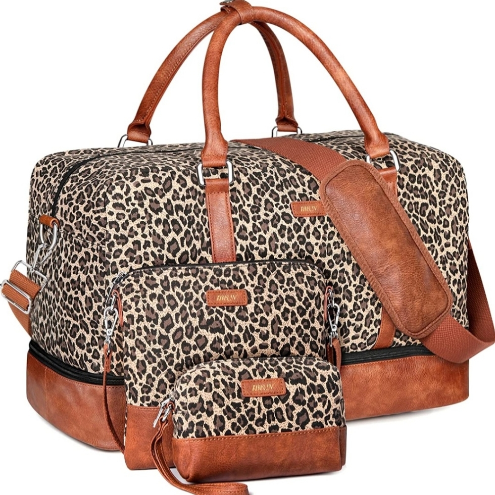 Travel tote set